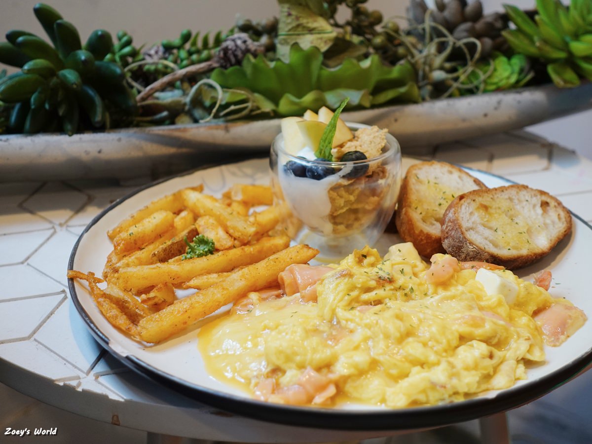 【台北美食】Cafe de Gear 中正紀念堂咖啡廳/老屋咖啡廳推薦 老宅與純白洋房的相遇 - 第15張圖