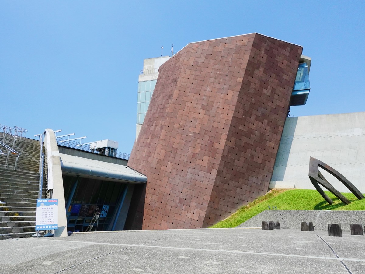 新北室內景點推薦|十三行博物館 八里親子景點 清水模建築打卡熱門景點 - 第2張圖