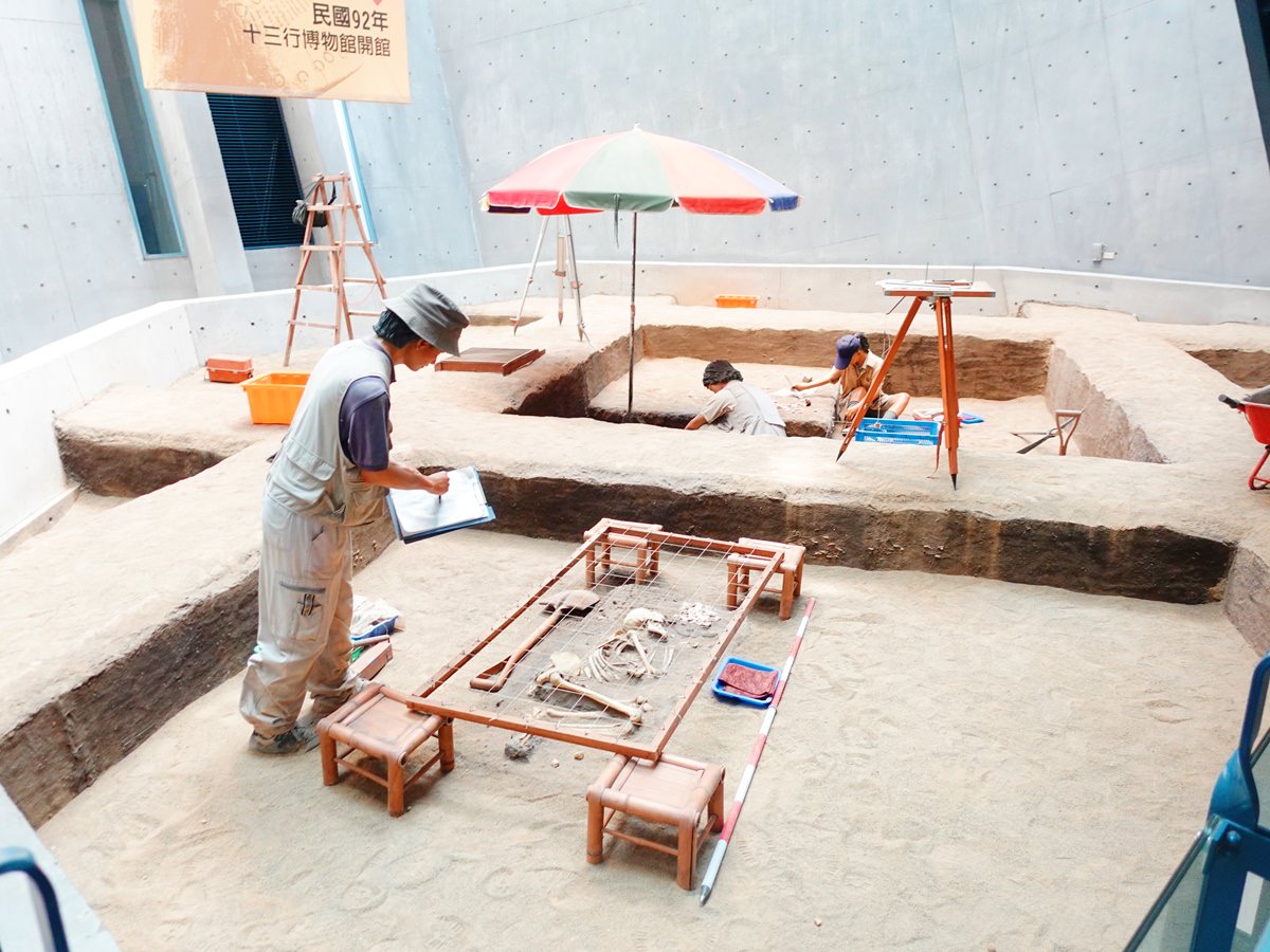 新北室內景點推薦|十三行博物館 八里親子景點 清水模建築打卡熱門景點 - 第10張圖