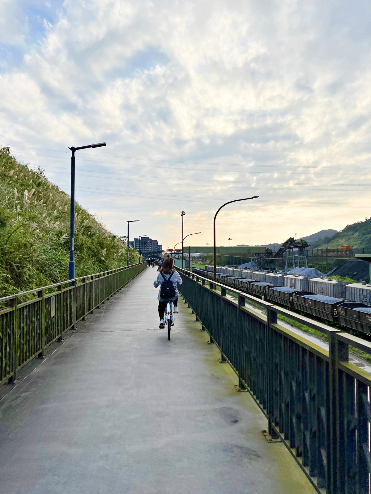 【汐止景點】五堵台鐵舊隧道自行車 親子自行車道/鐵路隧道超美景致 - 第14張圖