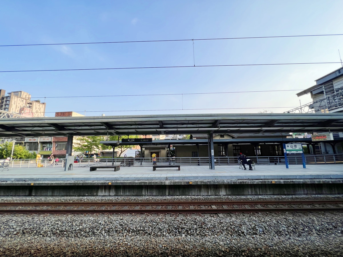 【新北樹林】山佳火車站(山佳鐵道地景公園),火車迷快來! - 第32張圖