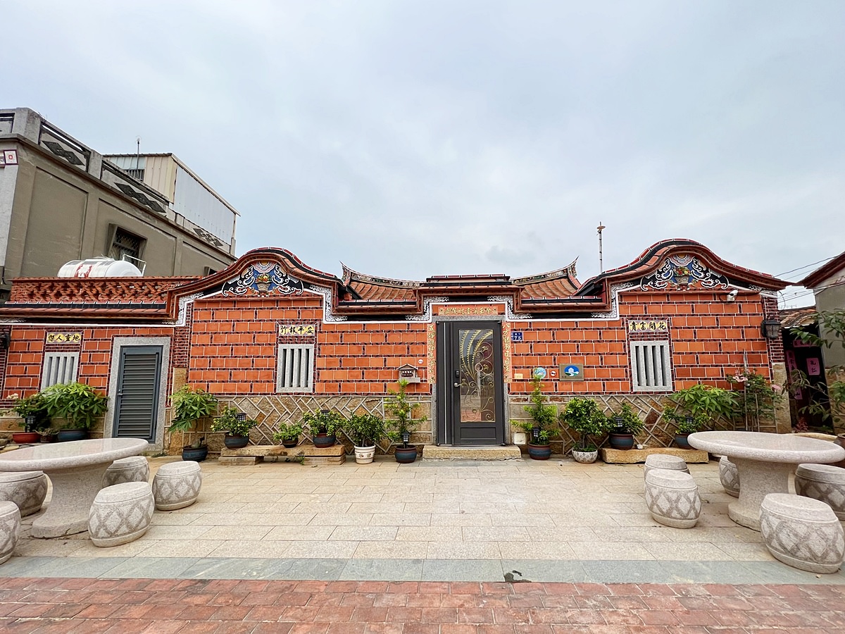 金門住宿|金門湖峰古厝民宿 入住閩式古厝體驗古早味 包棟推薦! - 第2張圖