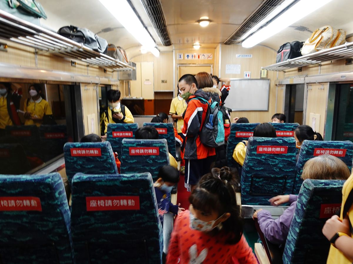 國立臺灣博物館鐵道部園區 兒童展示區搭小火車去/台北室內親子景點推薦 - 第37張圖