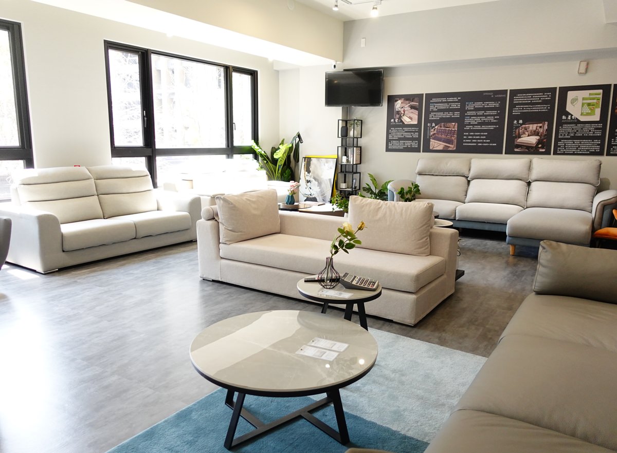 新北沙發推薦|SOFA SOFA手作沙發工廠新莊幸福門市 50年職人經驗,只為了製造一張讓人滿意的好沙發!(門市搬遷至五股店) - 第6張圖