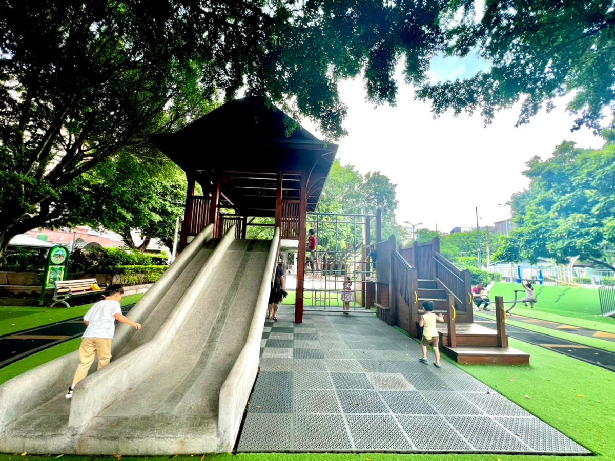 台北北投親子公園|長安公園 可愛小火車站公園,迷你火車鐵道溜滑梯超好玩 - 第4張圖