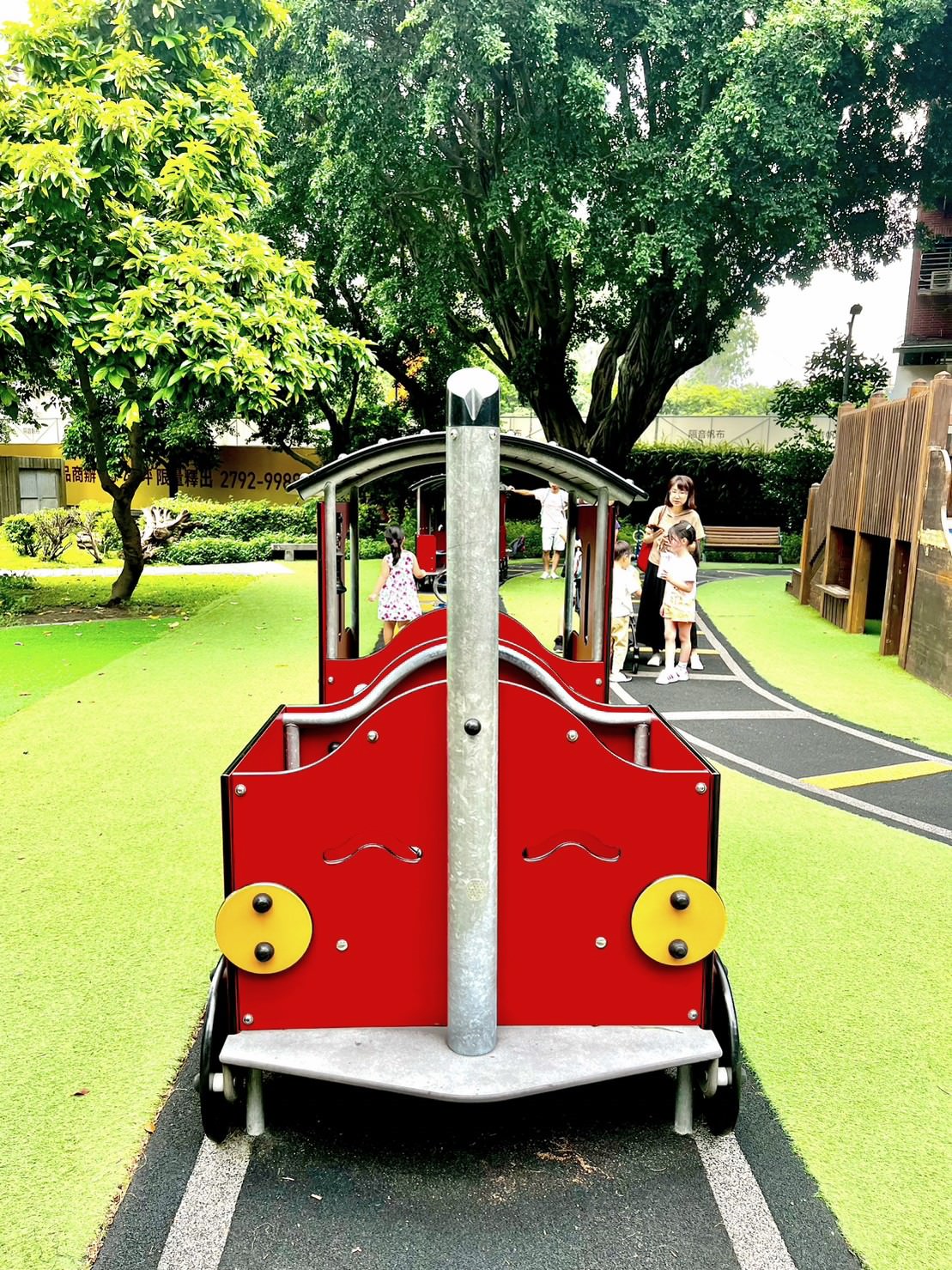 台北北投親子公園|長安公園 可愛小火車站公園,迷你火車鐵道溜滑梯超好玩 - 第10張圖
