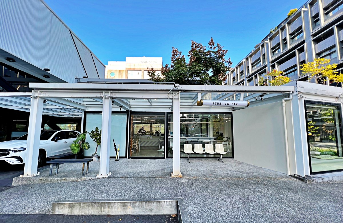 內湖咖啡廳|Tzubi Park Project 趣未商行 純白貨櫃屋咖啡廳 - 第2張圖