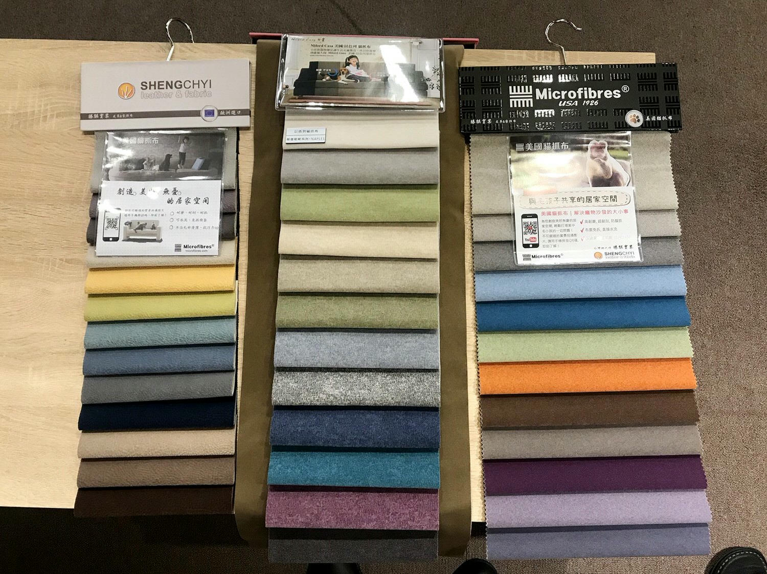 新北沙發工廠推薦|雨果沙發 新家沙發開箱 工廠製作自營/依照需求客製化/以色列貓抓布觸感超好坐 - 第13張圖