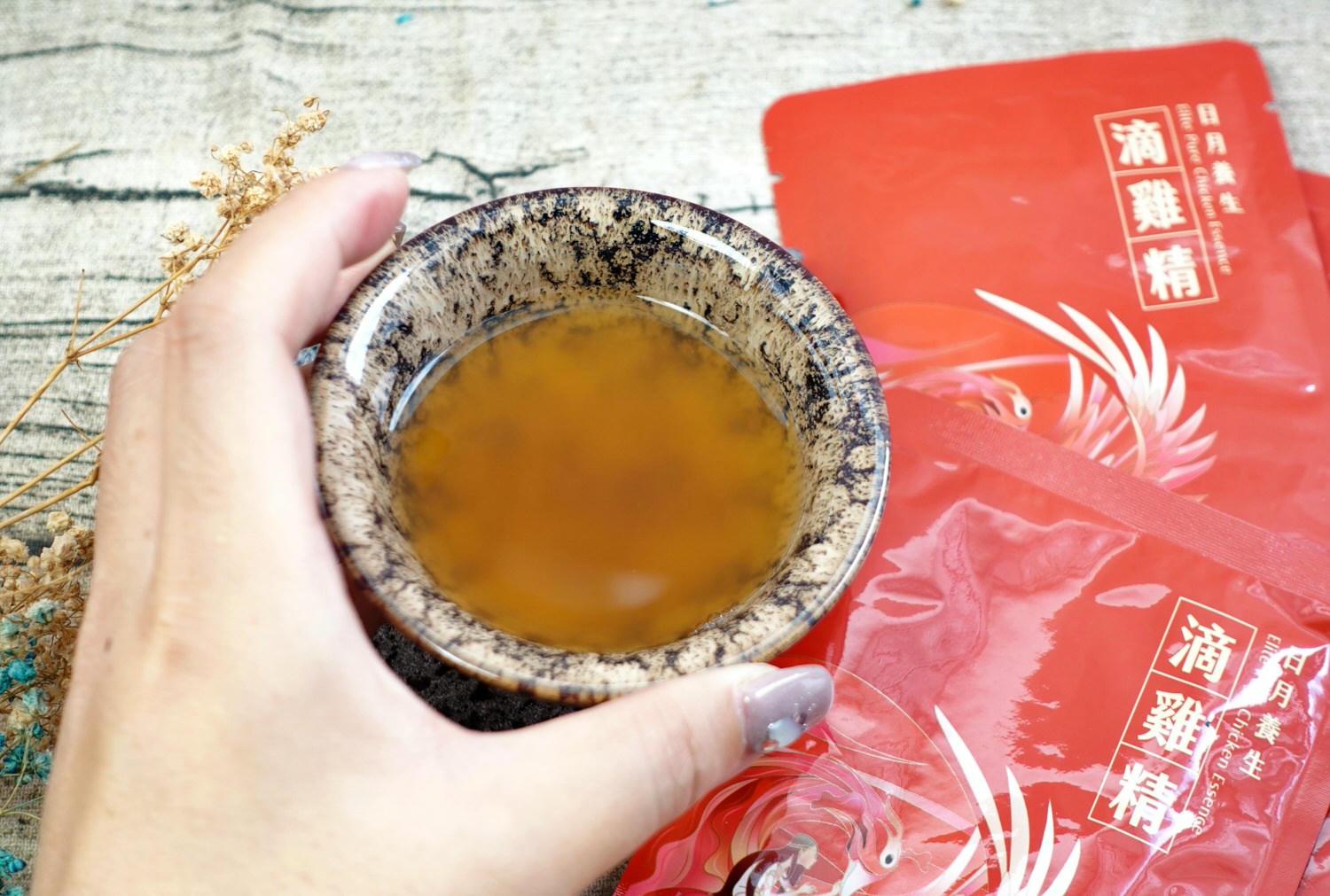 芳茲生技 日月養生滴雞精,日常身體保養、過年送禮首選,香濃順口的好滋味 - 第9張圖