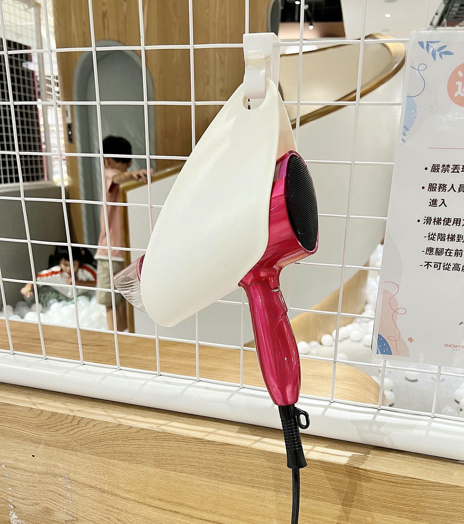新北親子餐廳|童鍋秀泰樹林店 北歐風親子火鍋店!溜滑梯球池遊戲室 - 第13張圖