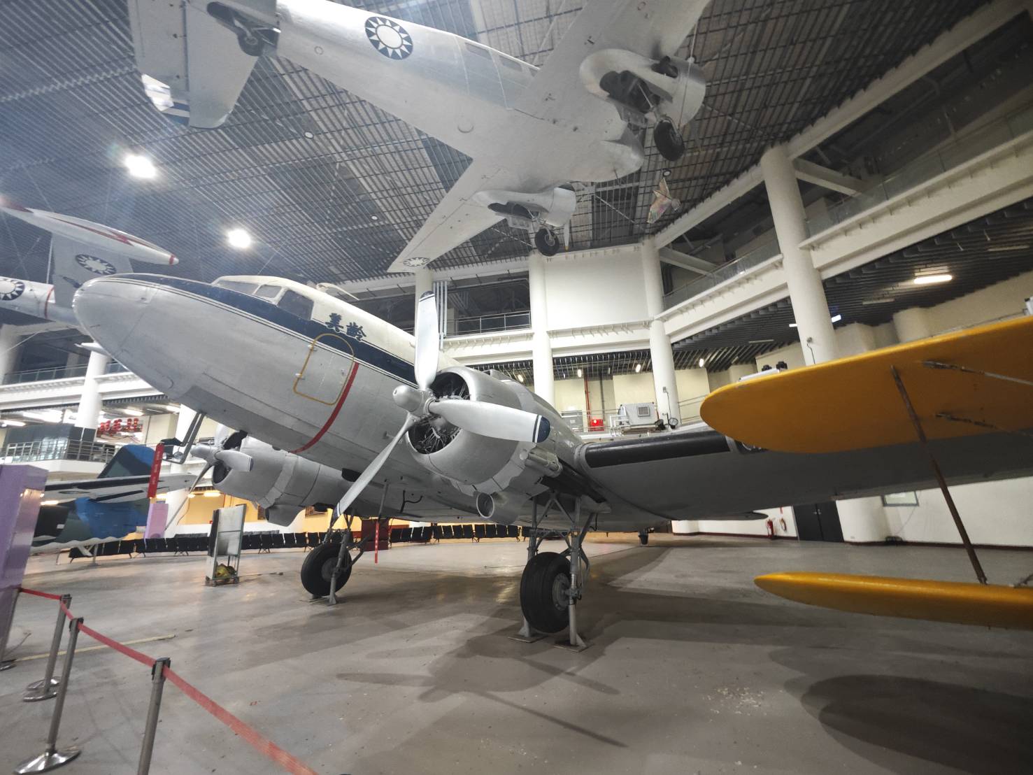 高雄岡山景點推薦|航空教育展示館 全亞洲唯一懸吊飛機的博物館,軍事迷、航空迷不能錯過! - 第44張圖