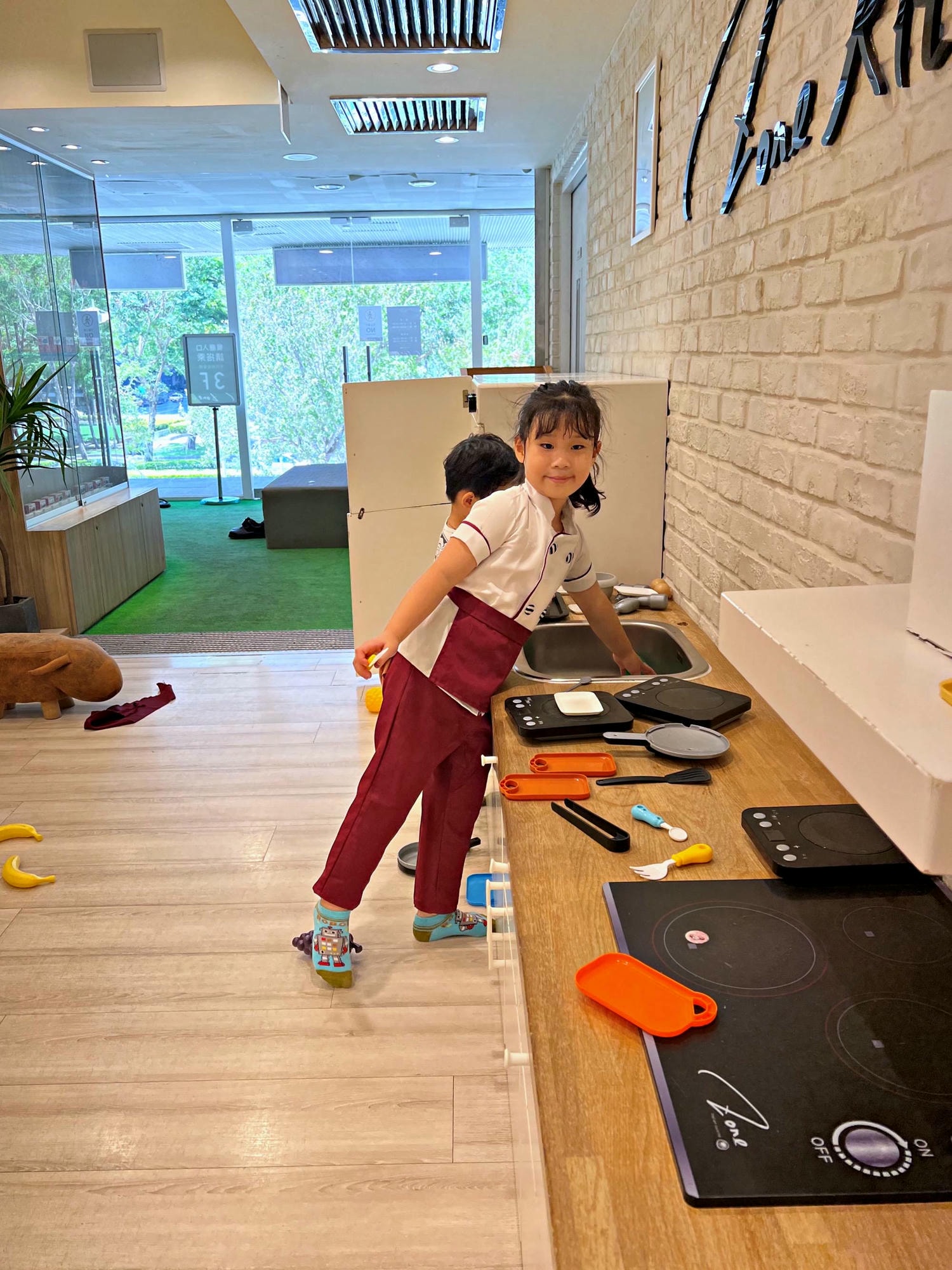 高雄|Zone Café弄咖啡親子餐廳總圖店 球池沙坑池不限用餐時間/餐點美味推薦! - 第14張圖
