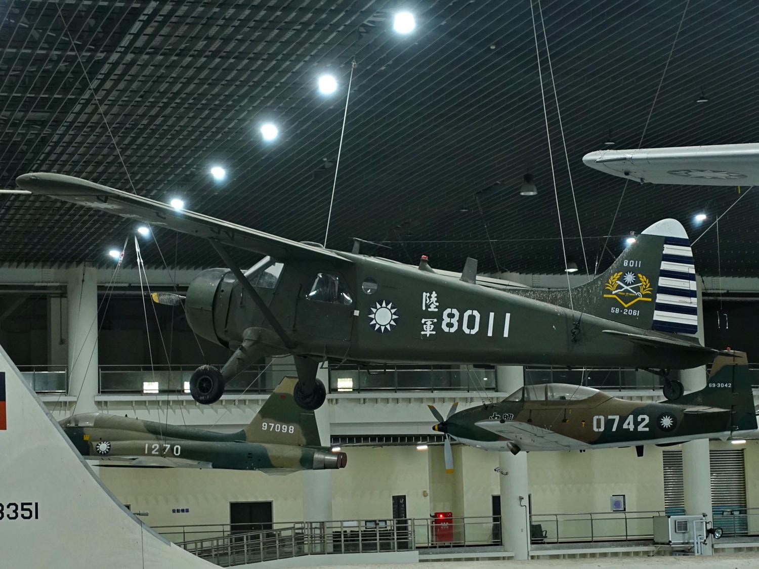 高雄岡山景點推薦|航空教育展示館 全亞洲唯一懸吊飛機的博物館,軍事迷、航空迷不能錯過! - 第9張圖