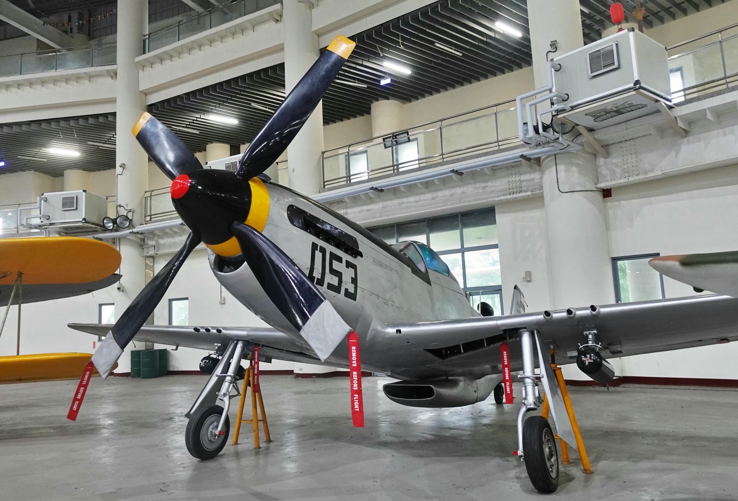 高雄岡山景點推薦|航空教育展示館 全亞洲唯一懸吊飛機的博物館,軍事迷、航空迷不能錯過! - 第41張圖