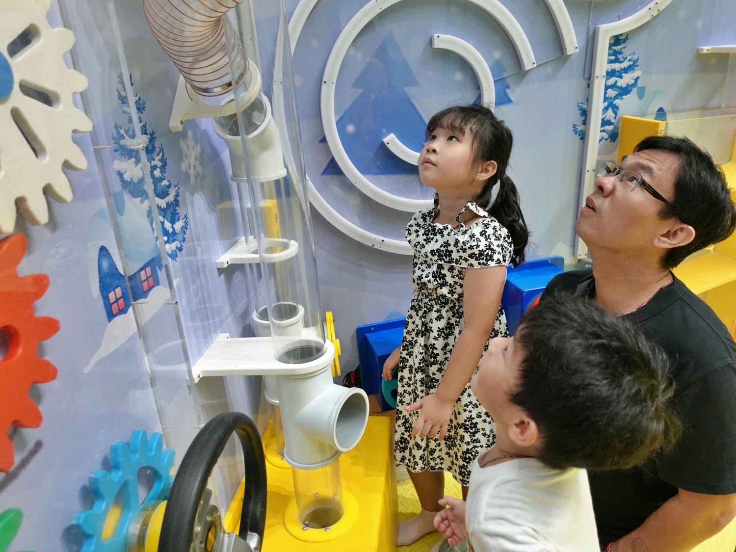 高雄|熱雪天堂探索樂園2.0 兒童滑雪樂園&三層樓高溜滑梯 - 第25張圖