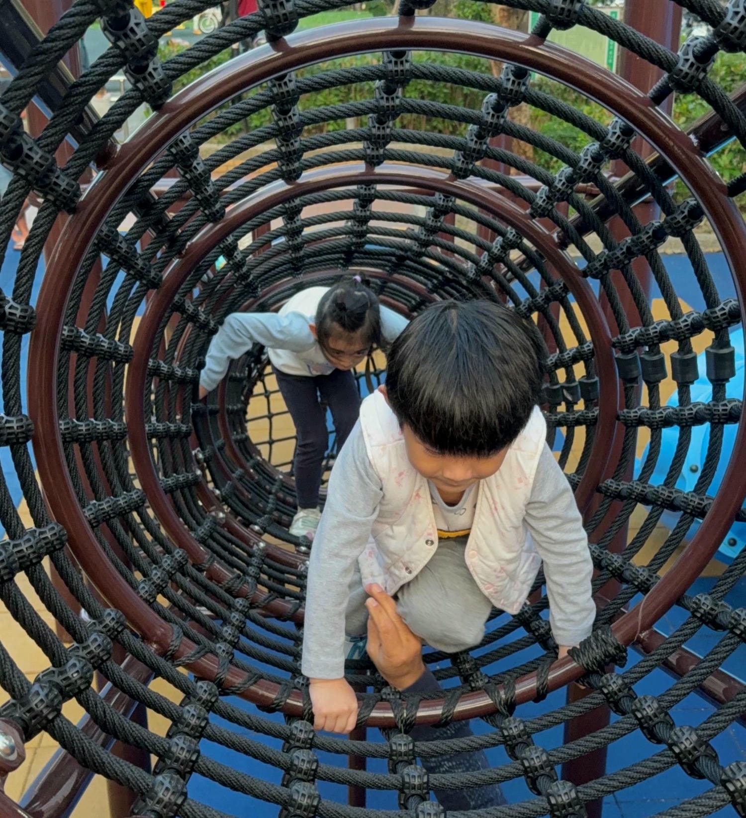 三重大永德公園|魔術方塊造型溜滑梯,還有魔術方塊可以玩喔! - 第11張圖