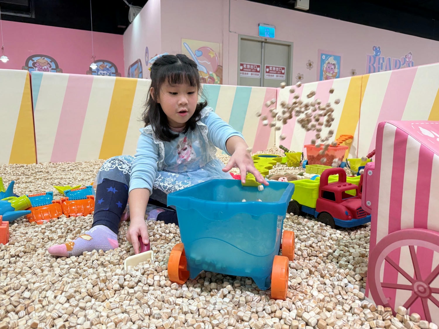 新北室內親子樂園|貝兒絲咖啡Bear’s Cafe 雨天不無聊,寶貝放電天堂! - 第27張圖