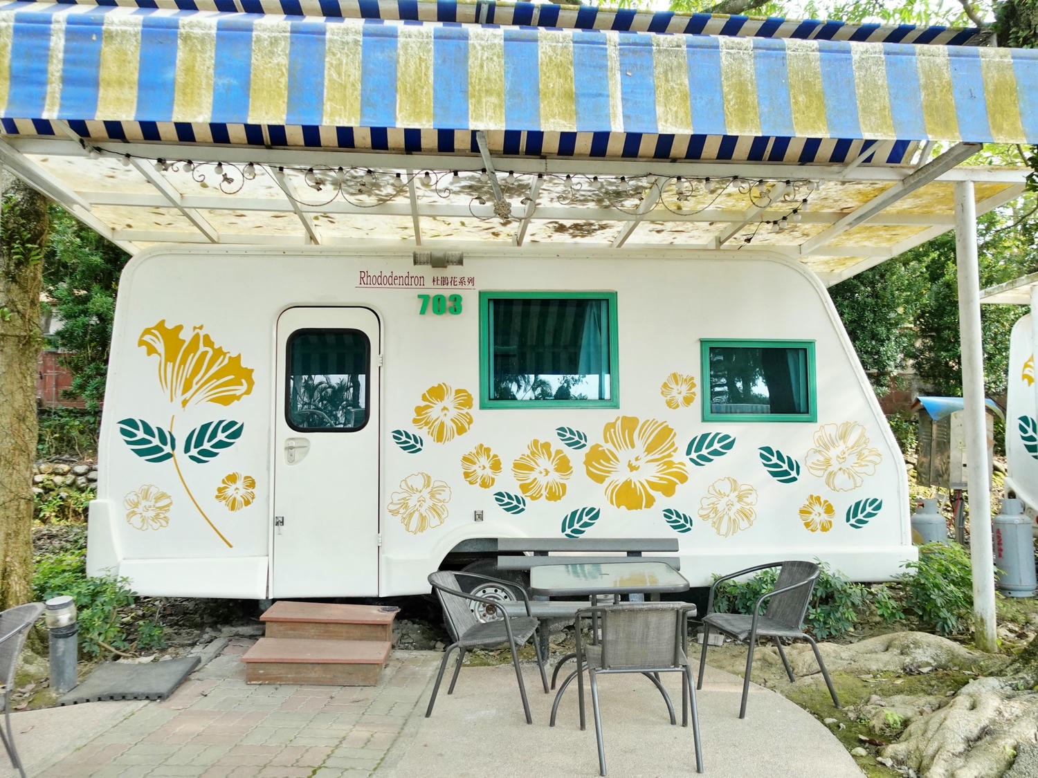 嘉義親子露營車住宿-詩情花園渡假村,DIY披薩、魔術表演、煙火秀,一站式度假體驗! - 第13張圖