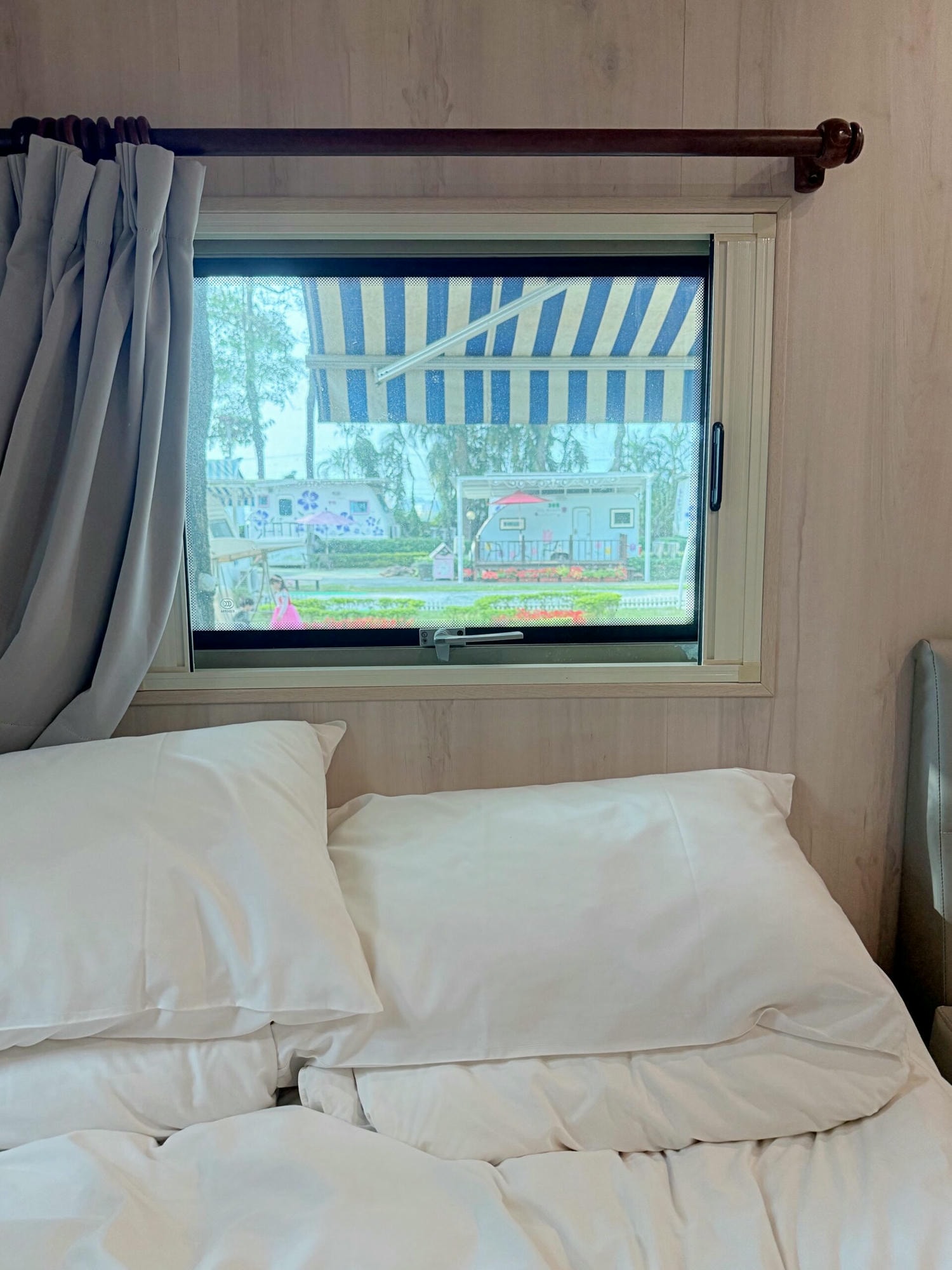 嘉義親子露營車住宿-詩情花園渡假村,DIY披薩、魔術表演、煙火秀,一站式度假體驗! - 第16張圖
