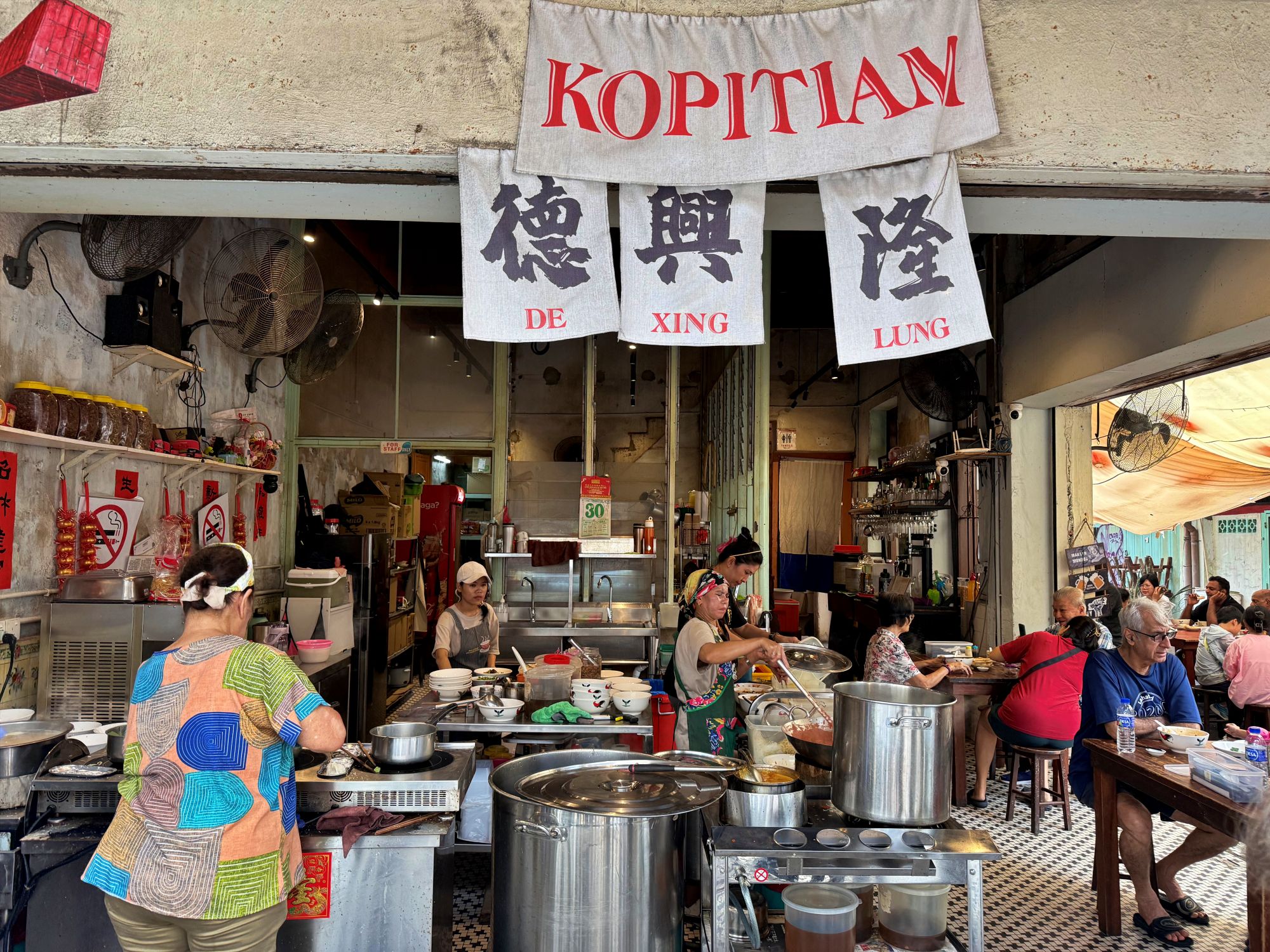 馬六甲必吃早餐:德興隆咖啡店,在地人也會去的老咖啡店 - 第4張圖 馬六甲必吃早餐:德興隆咖啡店,在地人也會去的老咖啡店